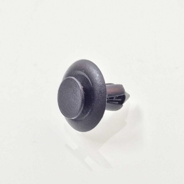 Arlows 10x Plastic Rivet Black Clip Screw 8mm Clamping 022