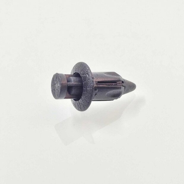 Arlows 10 x plastic rivets black clip screw 7mm clamp 042