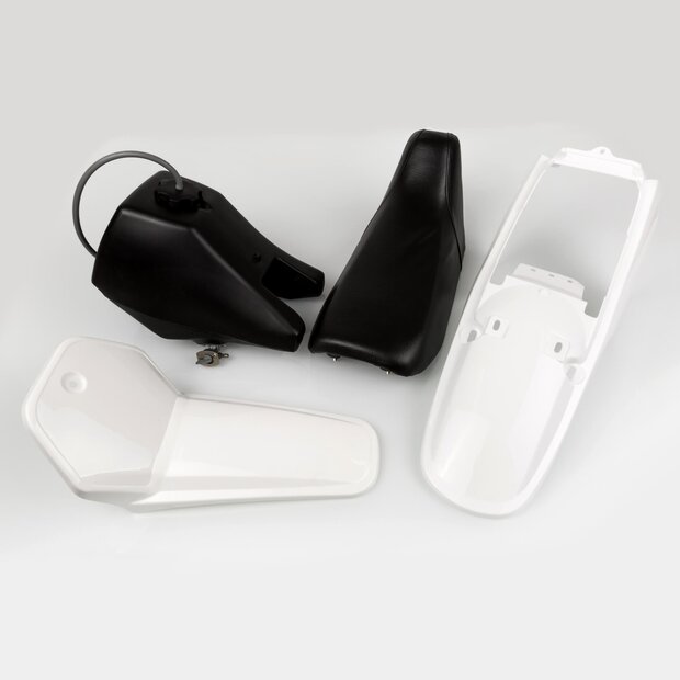 Arlows PY80 plastic kit body white fender tank seat 88-06...