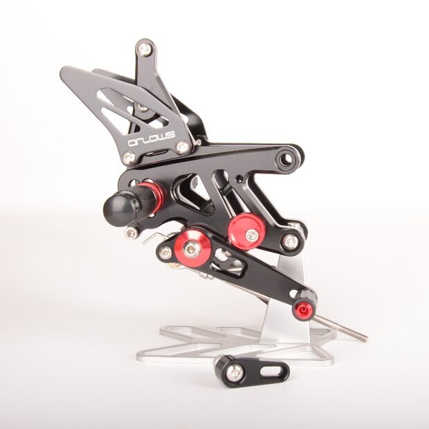 Arlows Racing Fussrastenanlage Aprilia RSV4 1000 2013-2015 Schwarz Rot